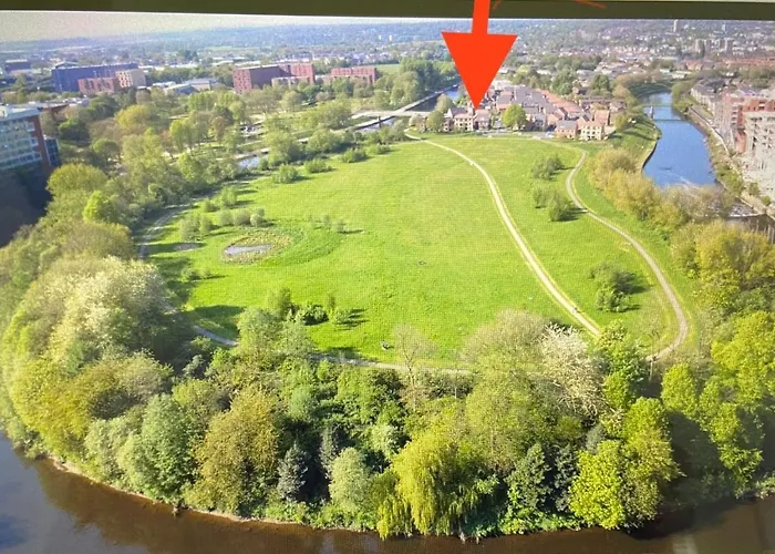Detached Riverside Villa In The Heart Of Manchester