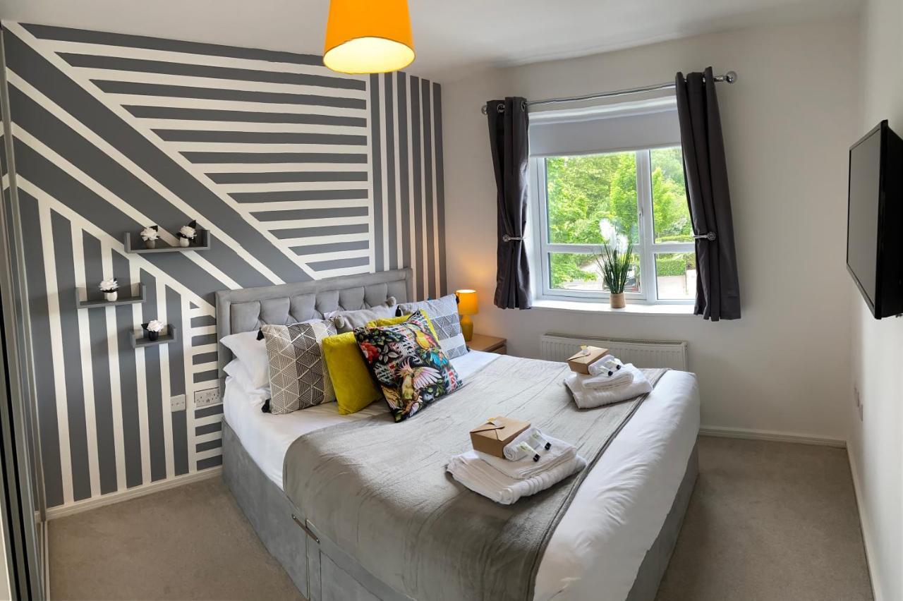Villa Detached Riverside In The Heart Of *